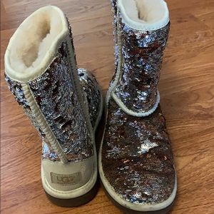 Brown sparkly UGG boots size 7